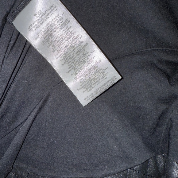 BCBG Maxazria Black Quilted Faux Leather Bomber JKT Coat Ruffle Peplum XS NWOT - Picture 8 of 14